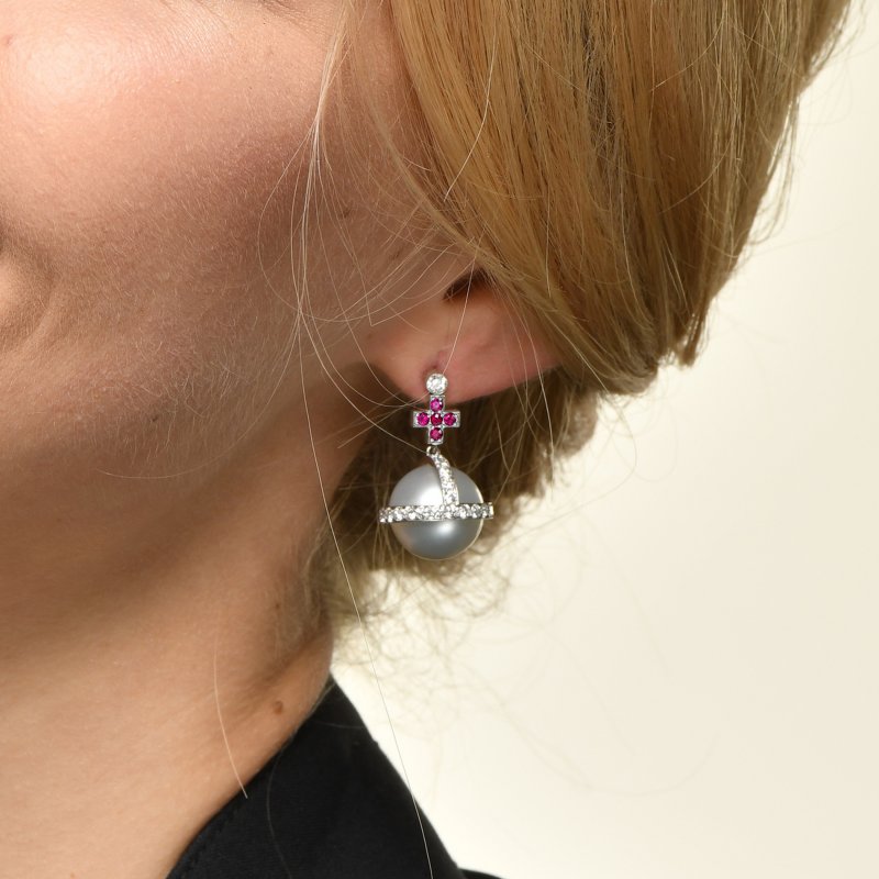 Sceptre Earrings in White Gold with White Diamonds, Rubies & South Sea Pearls  SSE3.0422.15  Sybarite Jewellery - image 2